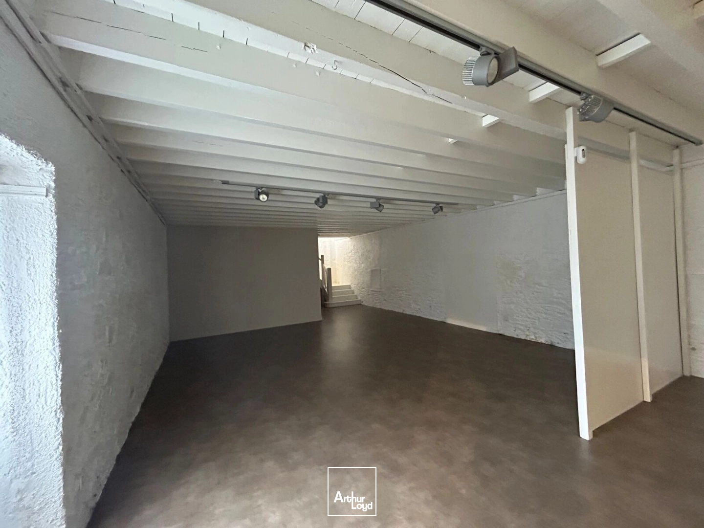 Locaux commerciaux - Location - DIVATTE SUR LOIRE - 44450 - 592-592 - 7670983