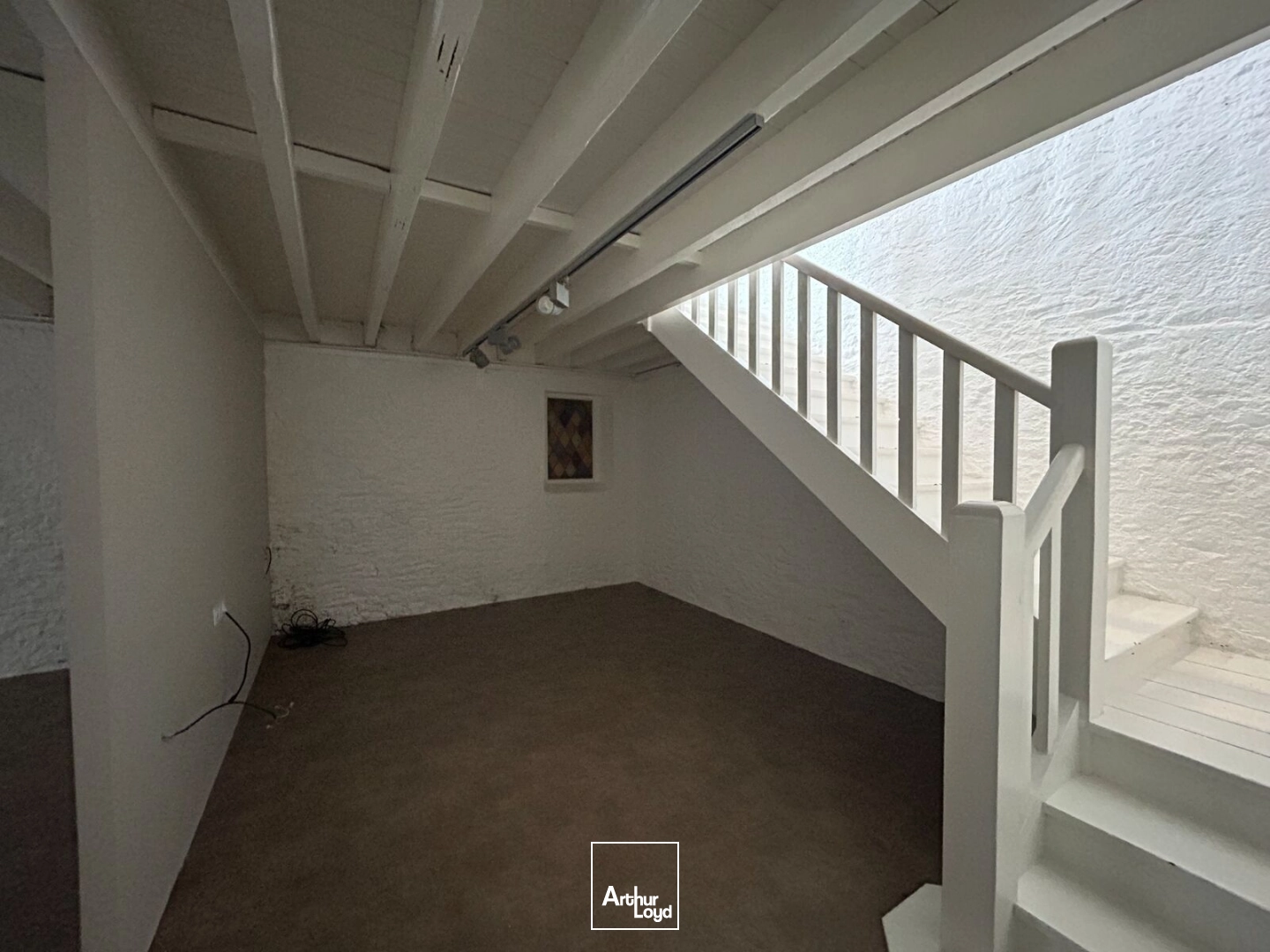 Locaux commerciaux - Location - DIVATTE SUR LOIRE - 44450 - 592-592 - 7670984