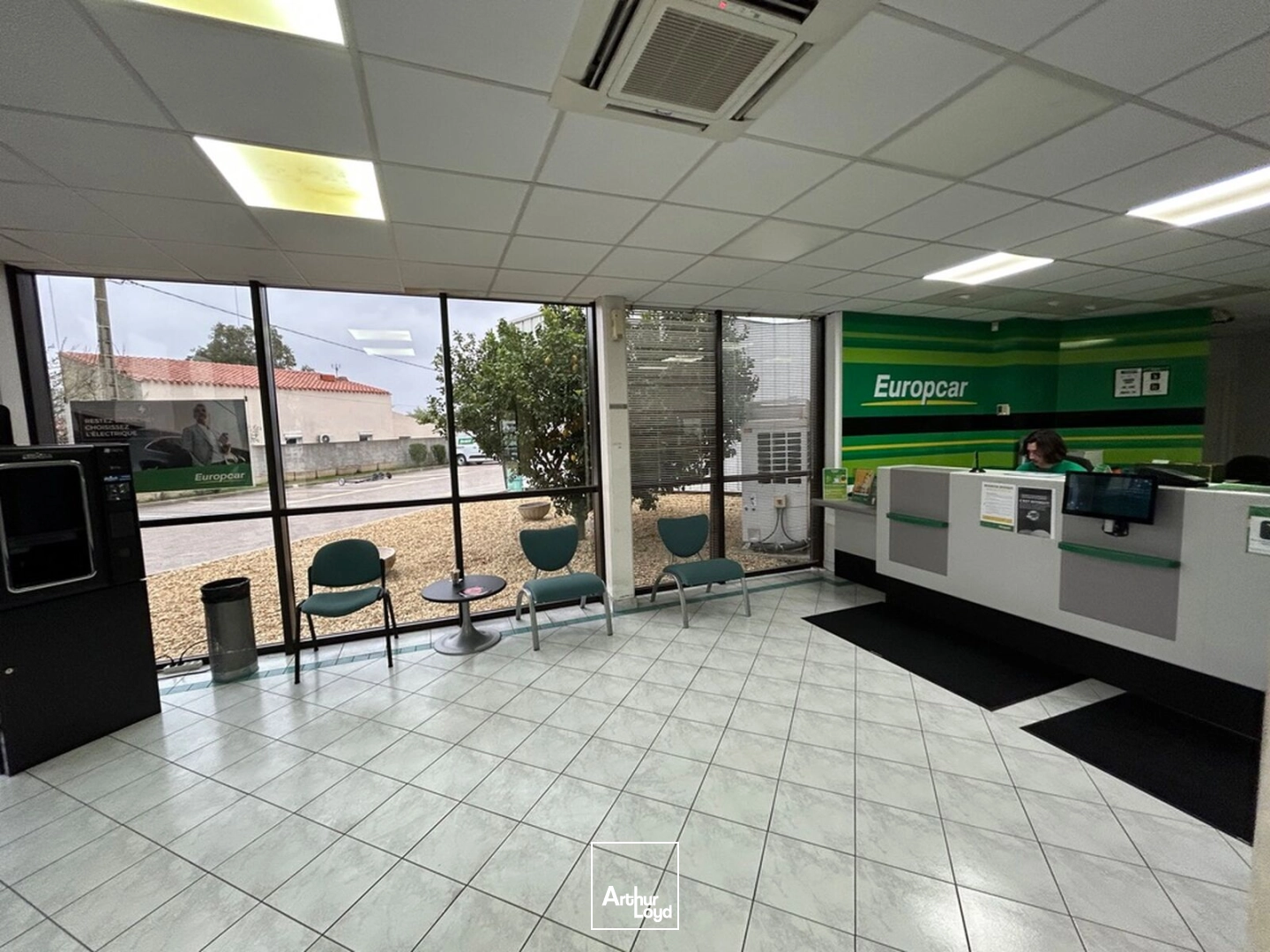 Locaux d'activité & Entrepôts - Location - PERPIGNAN - 66000 - 172-867 - 7671065