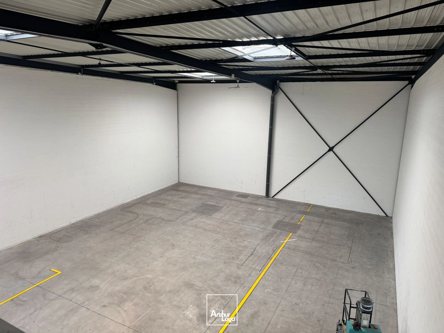 Locaux d'activité & Entrepôts - Location - CROIX - 59170 - 599-2179 - 7671110