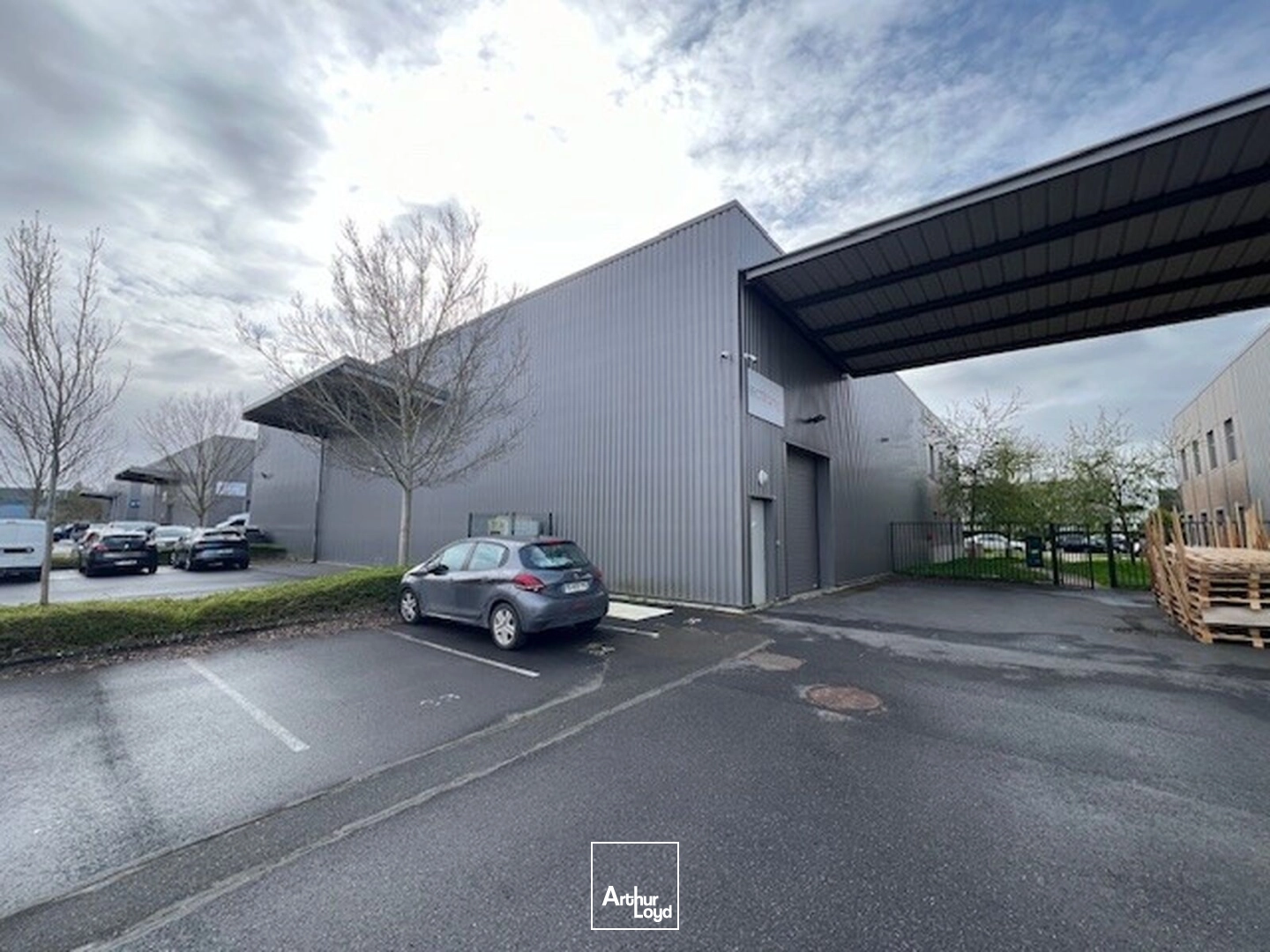 Locaux d'activité & Entrepôts - Location - BOIS D'ARCY - 78390 - 600-600 - 7671235