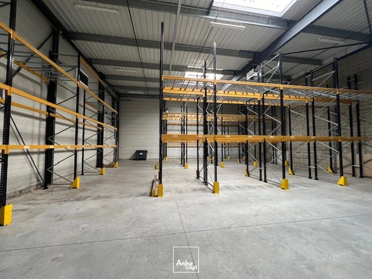 Locaux d'activité & Entrepôts - Location - BOIS D'ARCY - 78390 - 600-600 - 7671236