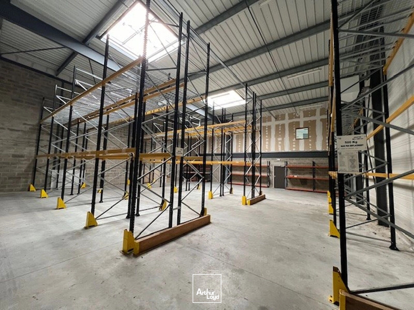 Locaux d'activité & Entrepôts - Location - BOIS D'ARCY - 78390 - 600-600 - 7671237