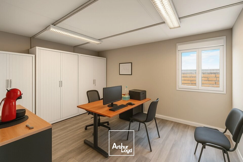 Bureaux - Location - LA ROCHE-SUR-YON - 85000 - 50-50 - 7671553