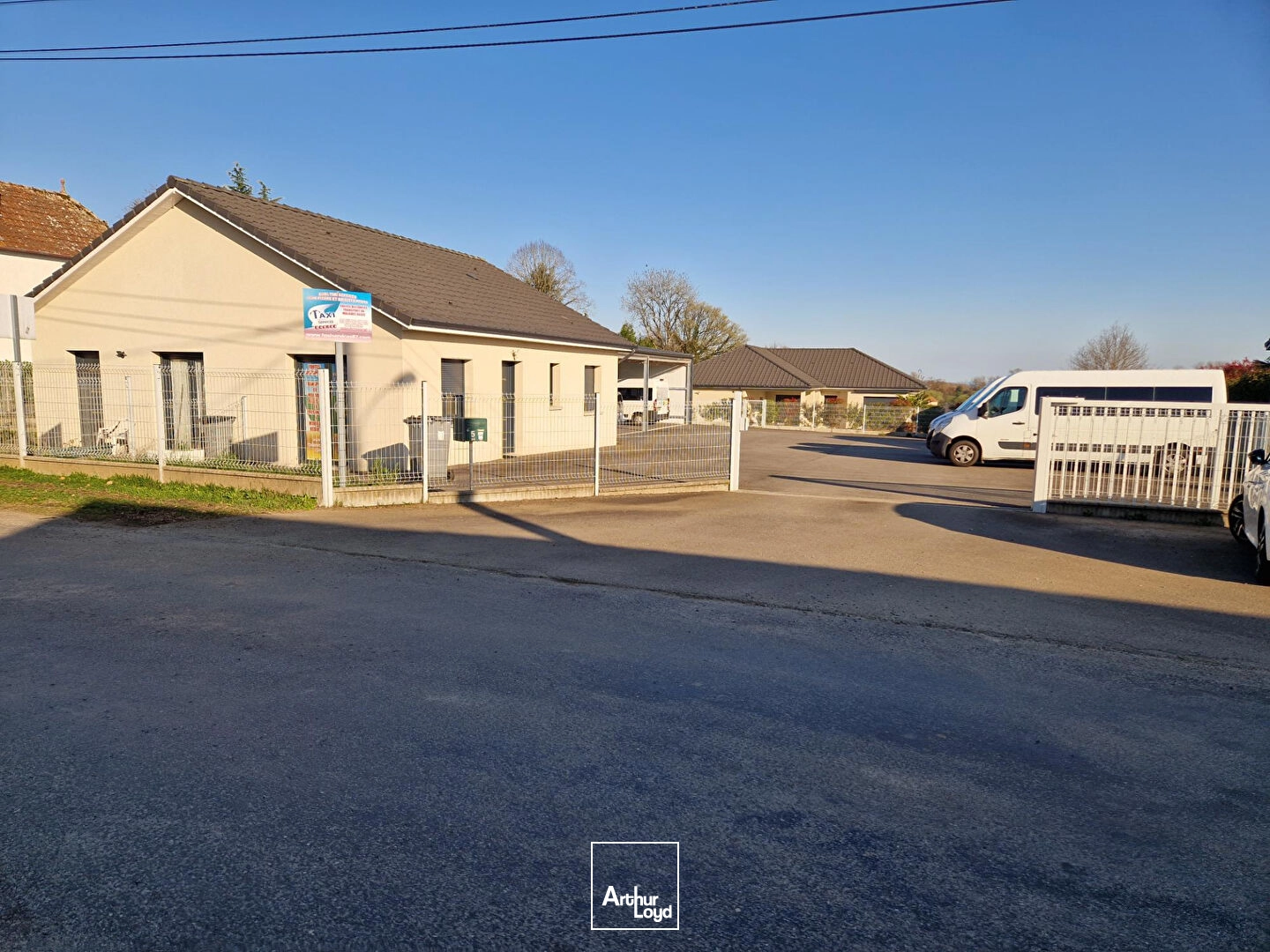 Locaux d'activité & Entrepôts - Vente - MAGNAC BOURG - 87380 - 259-259 - 7676939