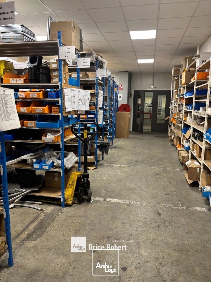 Locaux d'activité & Entrepôts - Vente - VENISSIEUX - 69200 - 8800-8800 - 7677082