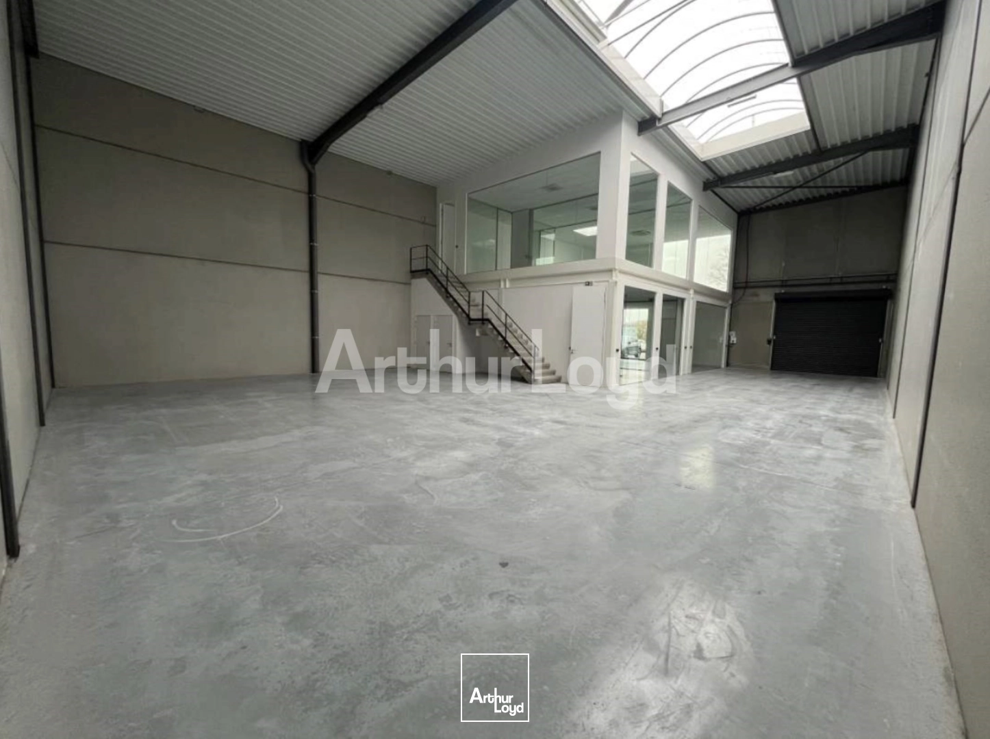 Locaux d'activité & Entrepôts - Location - NEUVILLE EN FERRAIN - 59960 - 420-947 - 7718696