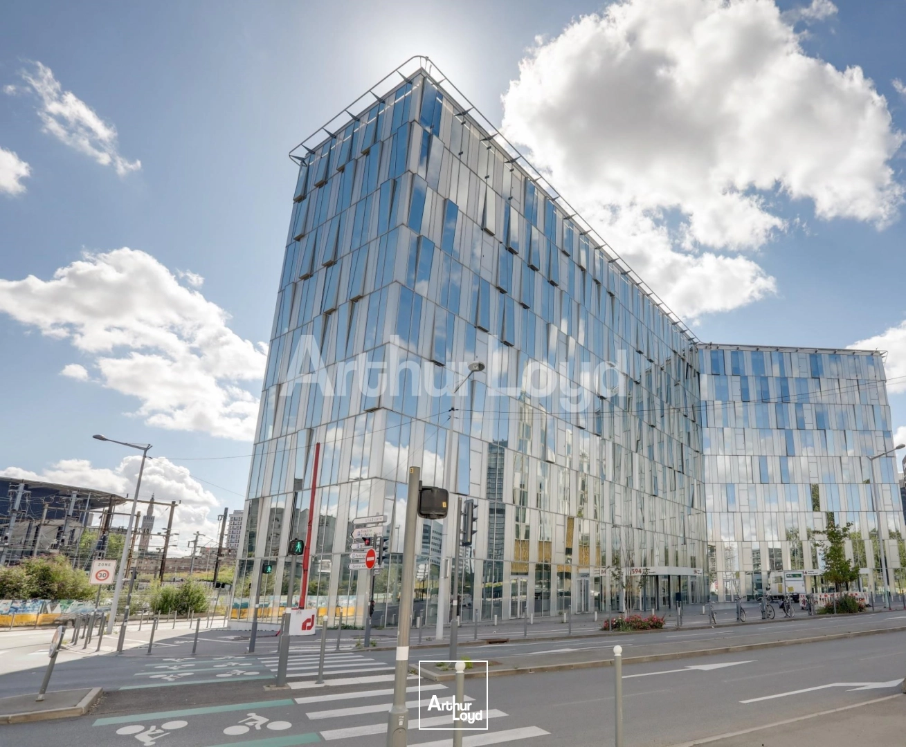 Bureaux - Location - EURALILLE - 59777 - 388.18-1988.53 - 7718849