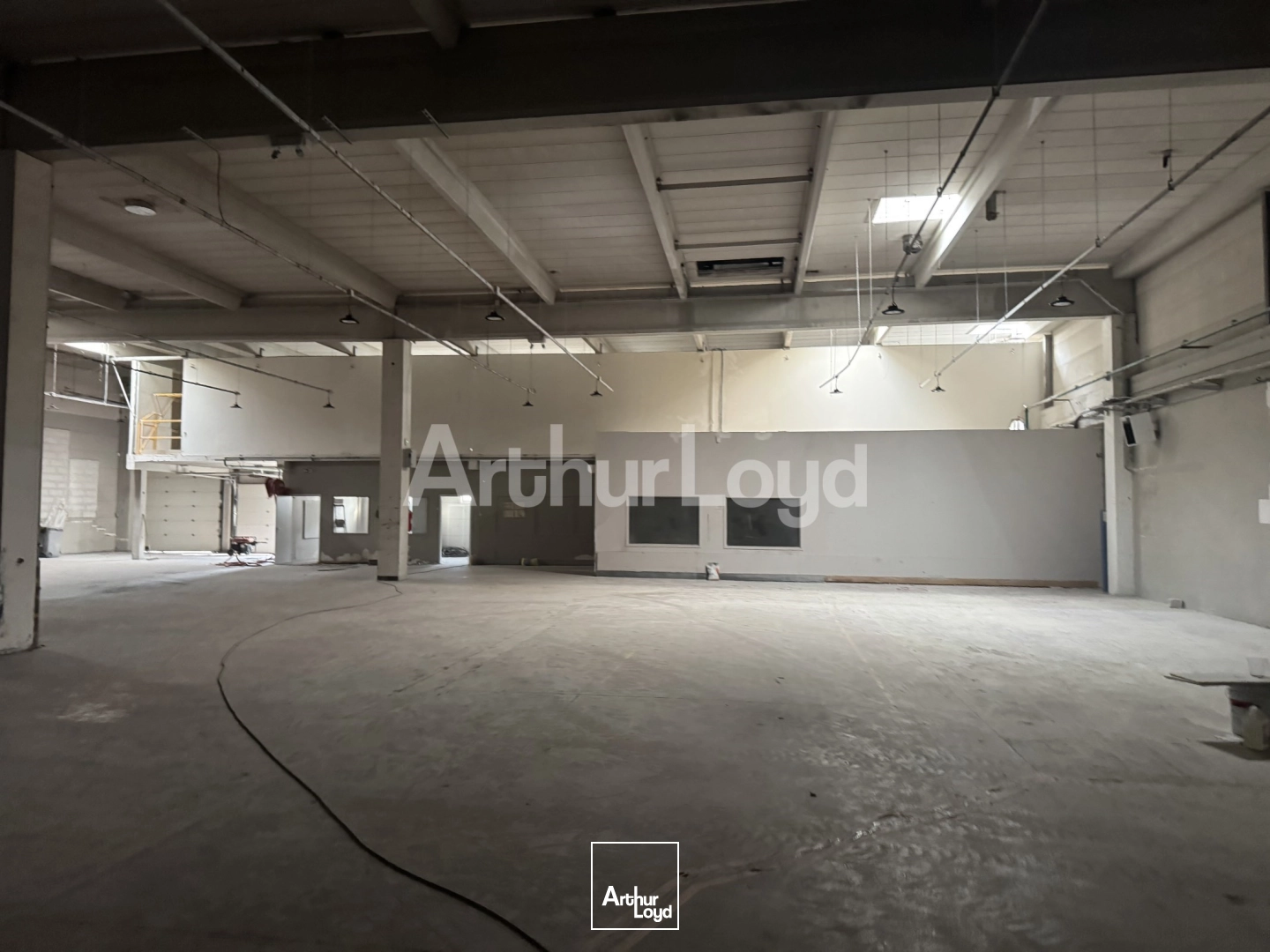 Locaux d'activité & Entrepôts - Location - CROIX - 59170 - 2351-2351 - 7719062