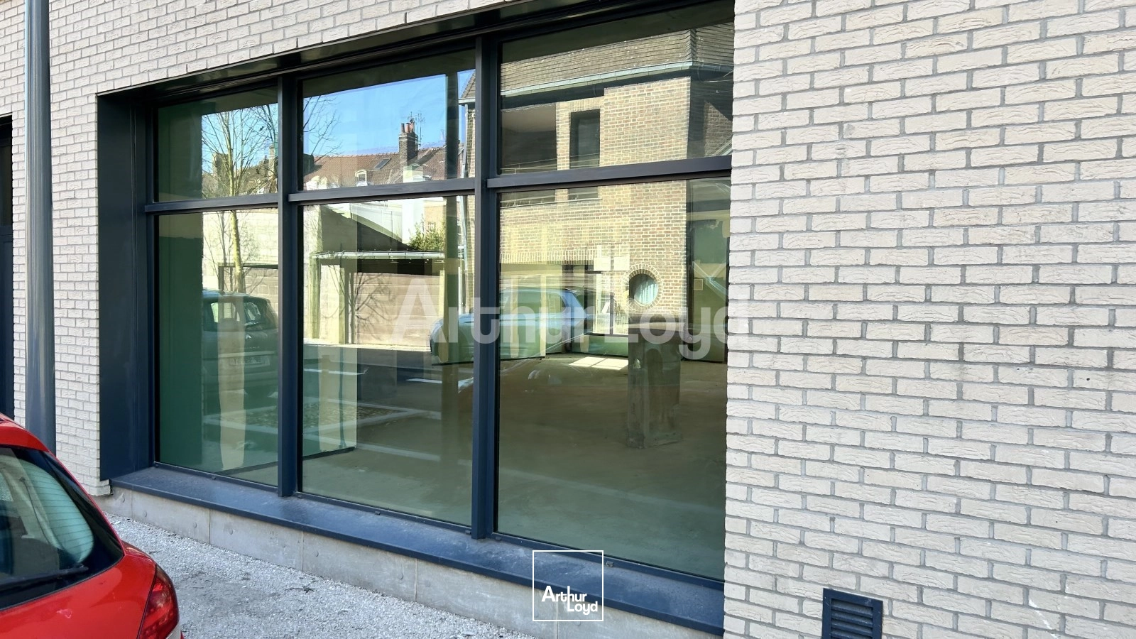 Locaux commerciaux - Location - LA MADELEINE - 59110 - 223.45-470.12 - 7719456