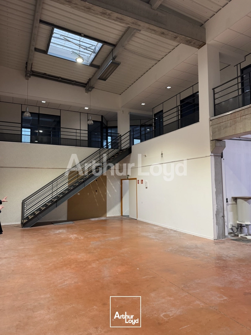 Locaux d'activité & Entrepôts - Location - VILLENEUVE D'ASCQ - 59650 - 490-1480 - 7719686