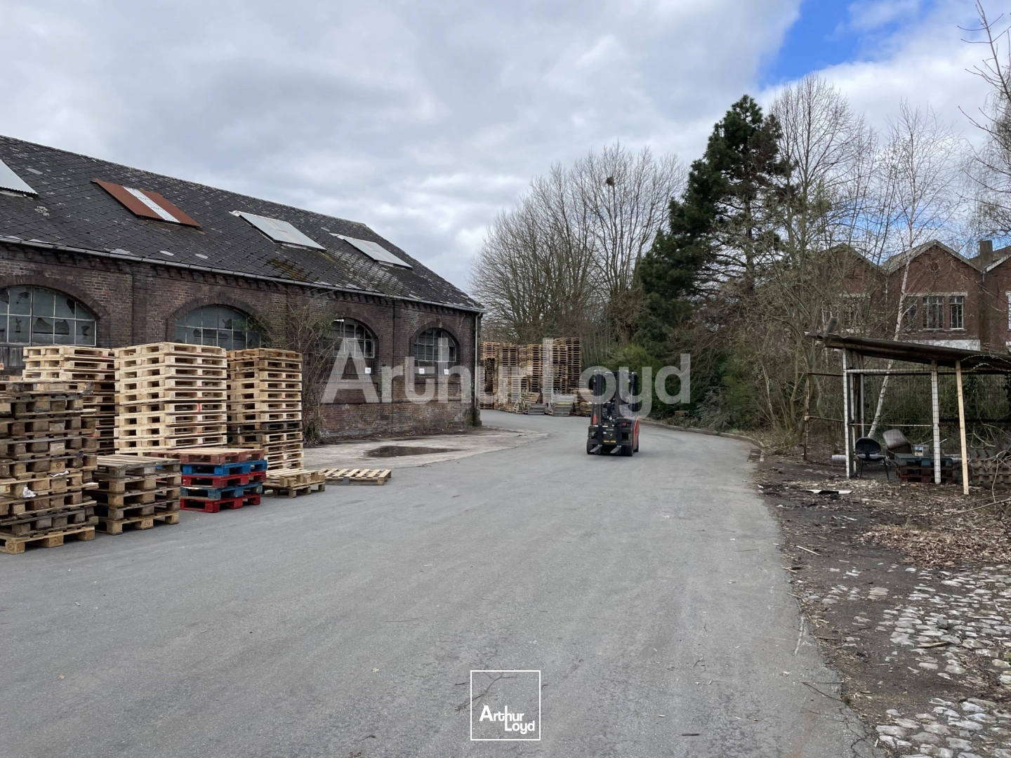 Locaux d'activité & Entrepôts - Location - FLERS EN ESCREBIEUX - 59128 - 2565-2565 - 7719905