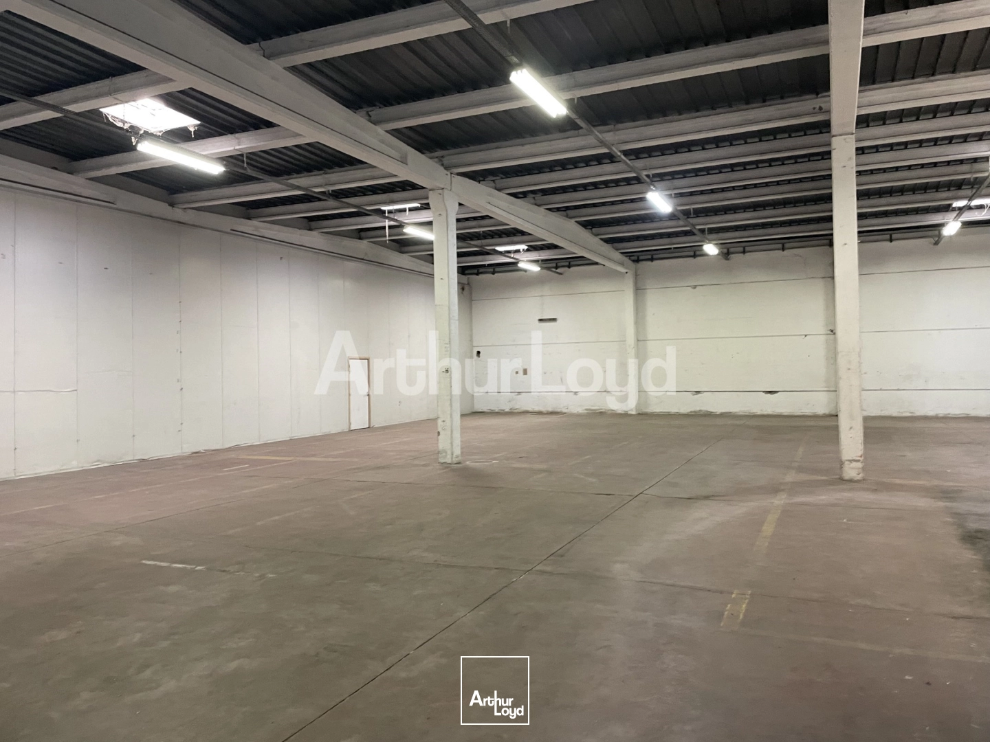 Locaux d'activité & Entrepôts - Location - NEUVILLE EN FERRAIN - 59960 - 588-588 - 7720652