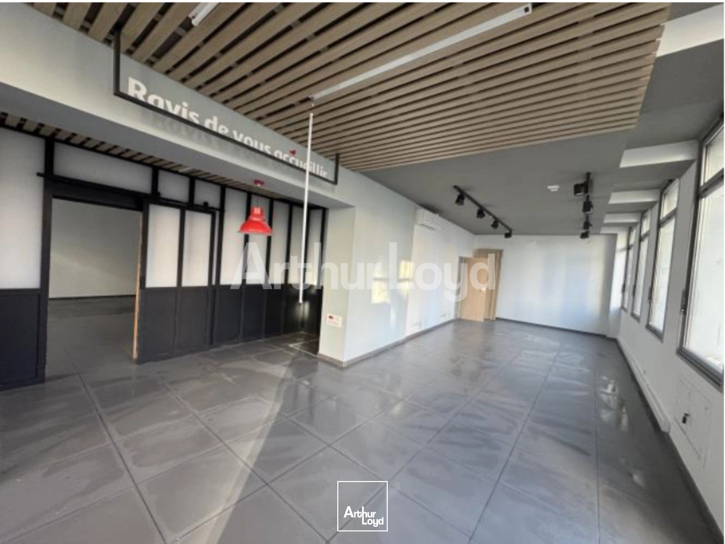 Locaux commerciaux - Location - LILLE - 59000 - 120-120 - 7721044