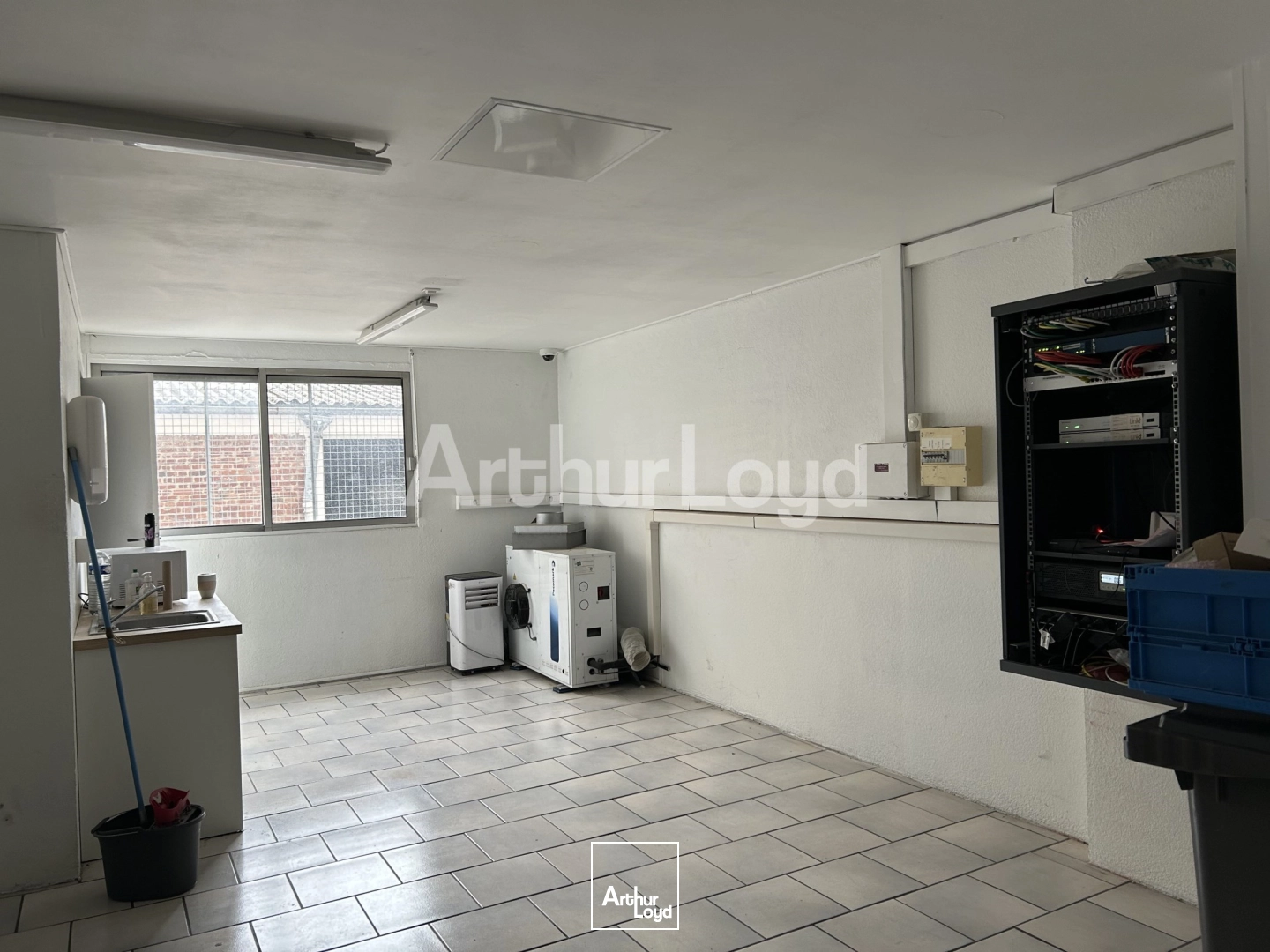 Locaux commerciaux - Location - LILLE - 59000 - 115.8-115.8 - 7721305