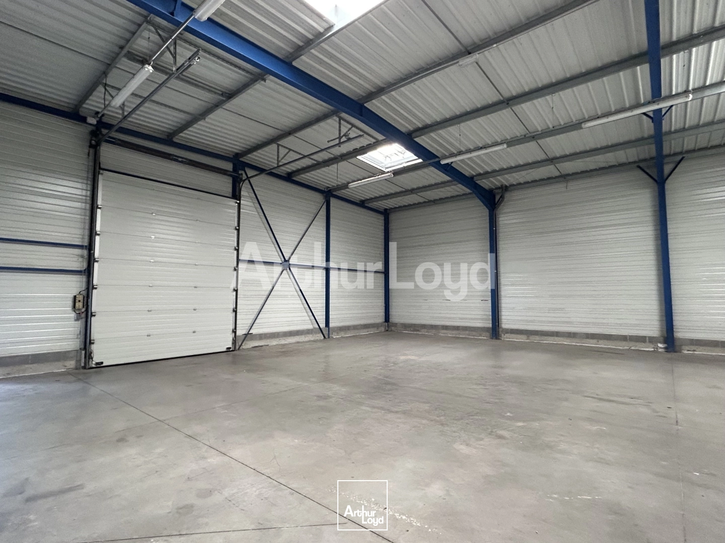 Locaux d'activité & Entrepôts - Location - SOMAIN - 59490 - 330-330 - 7721665