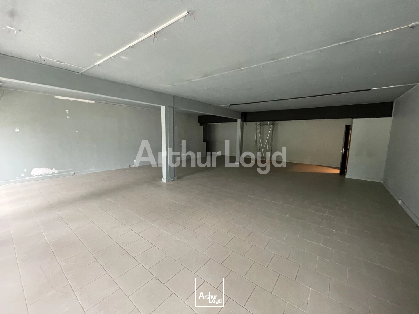 Locaux commerciaux - Location - LE TOUQUET PARIS PLAGE - 62520 - 147.77-147.77 - 7722658