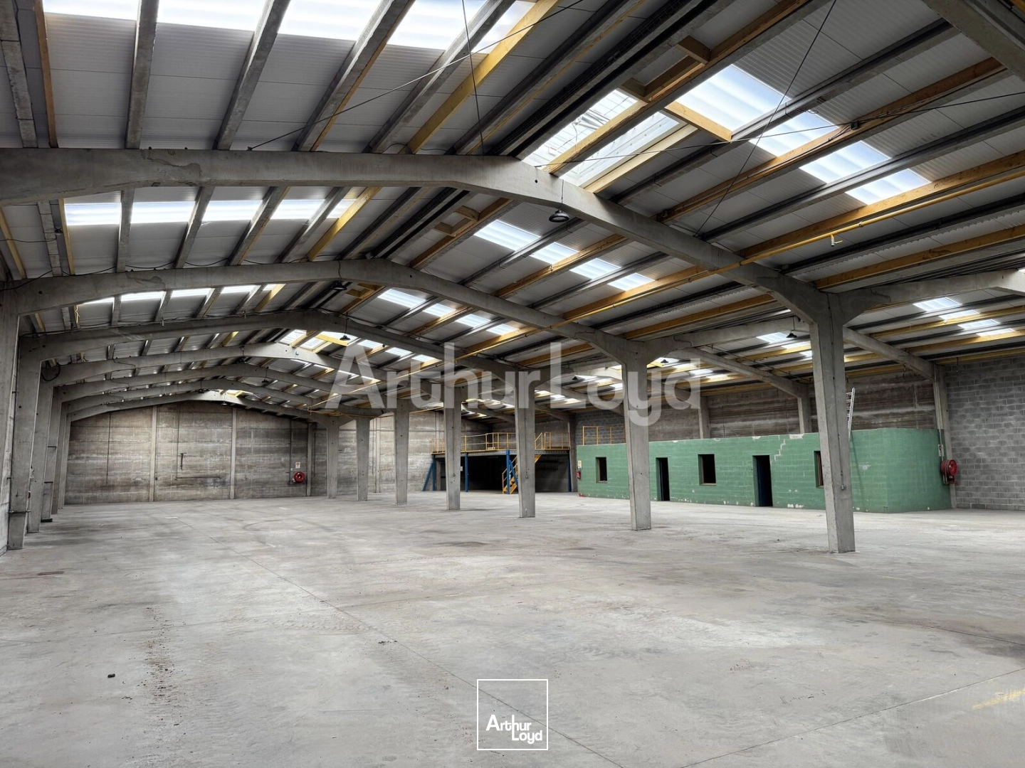 Locaux d'activité & Entrepôts - Vente - SALOME - 59496 - 209-3740 - 7722966