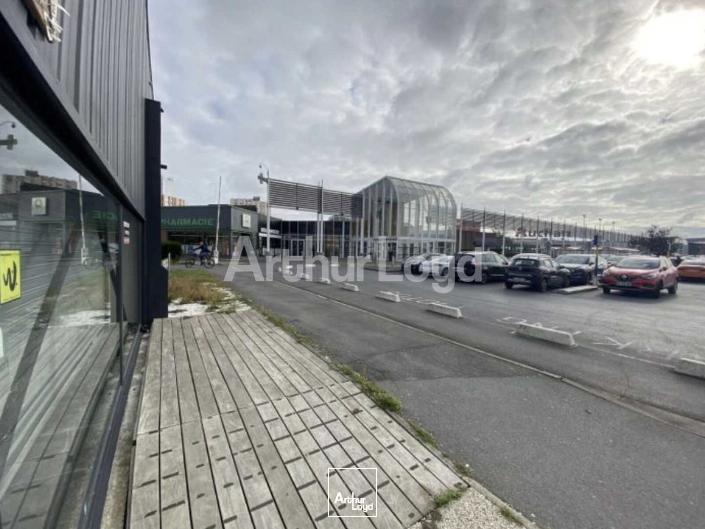 Locaux commerciaux - Location - SIN LE NOBLE - 59450 - 564-564 - 7723258