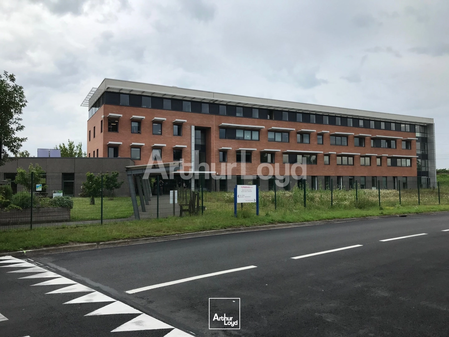 Bureaux - Location - SAINGHIN EN MELANTOIS - 59262 - 496-3462 - 7724083