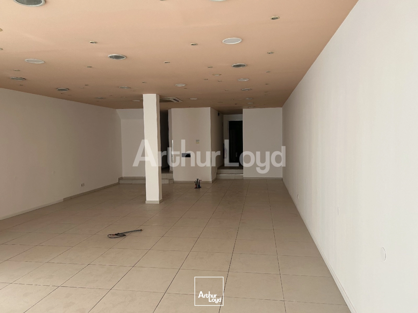 Locaux commerciaux - Location - LILLE - 59000 - 90-265 - 7724184