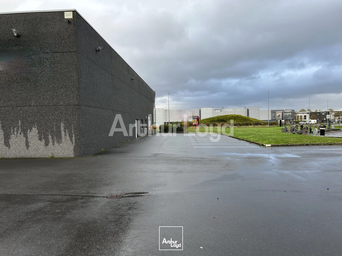 Locaux d'activité & Entrepôts - Location - HALLENNES LEZ HAUBOURDIN - 59320 - 930-930 - 7724621