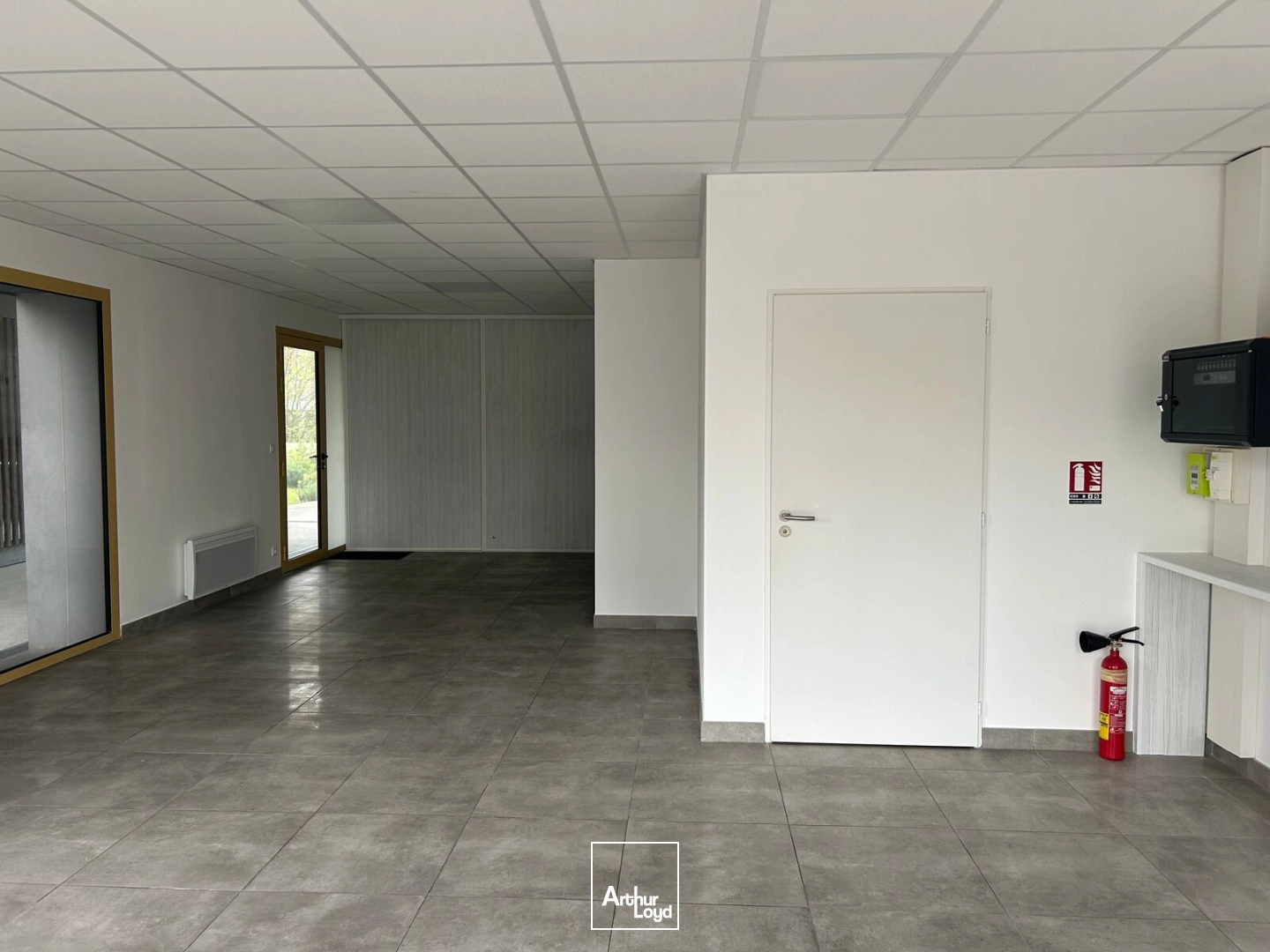 Locaux commerciaux - Location - SAUTRON - 44880 - 93.7-93.7 - 7725798