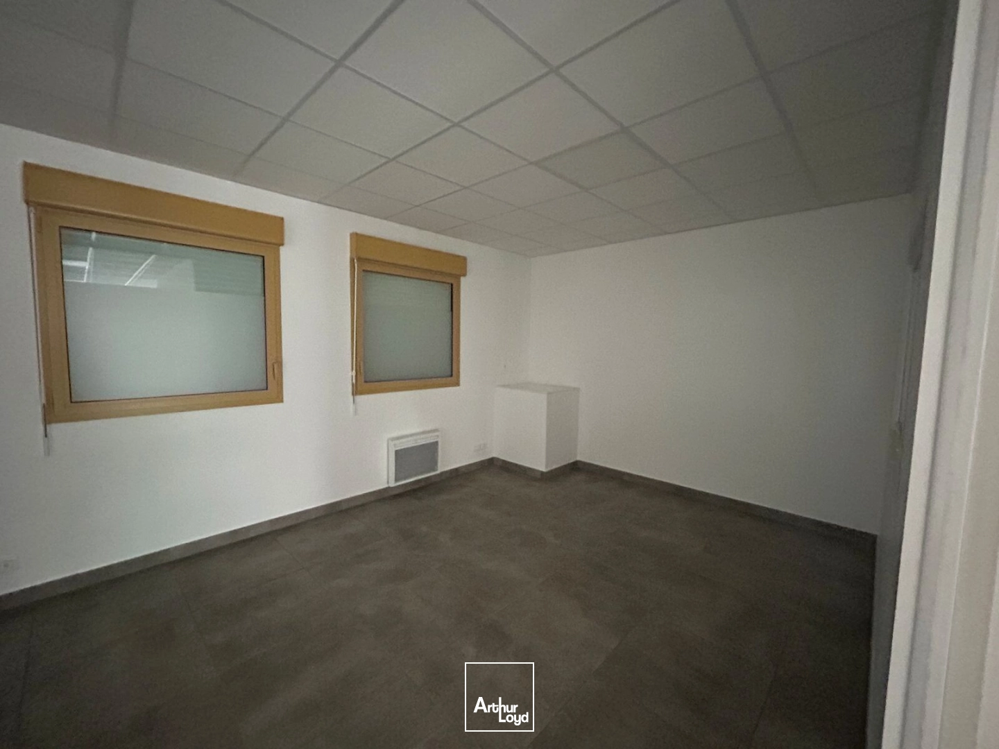 Locaux commerciaux - Location - SAUTRON - 44880 - 93.7-93.7 - 7725803