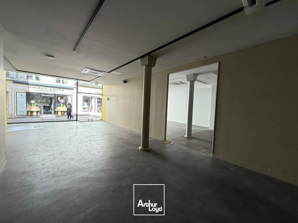 Locaux commerciaux - Location - POITIERS - 86000 - 378-378 - 7726274