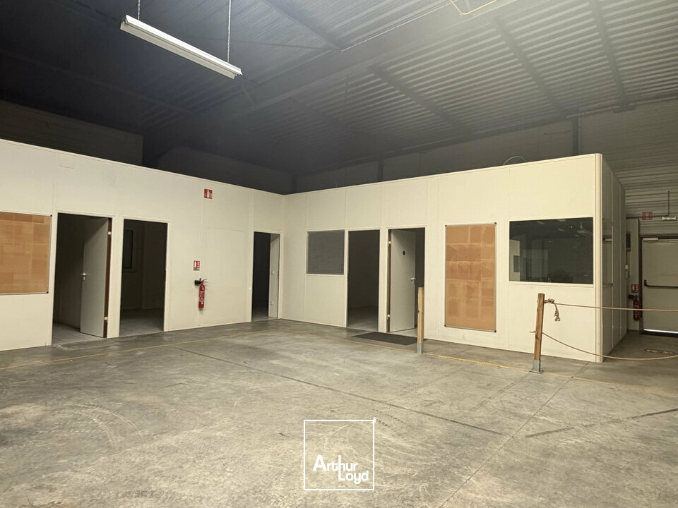 Locaux d'activité & Entrepôts - Location - BOURGES - 18000 - 1118-1118 - 7726572