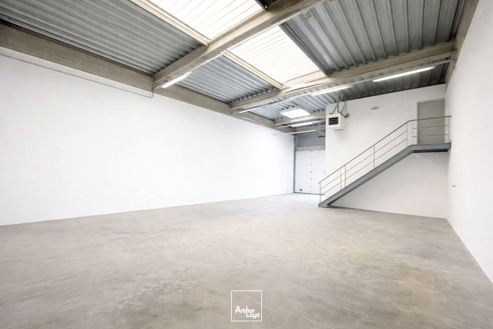 Locaux d'activité & Entrepôts - Location - CHAMBLY - 60230 - 195-195 - 7728358