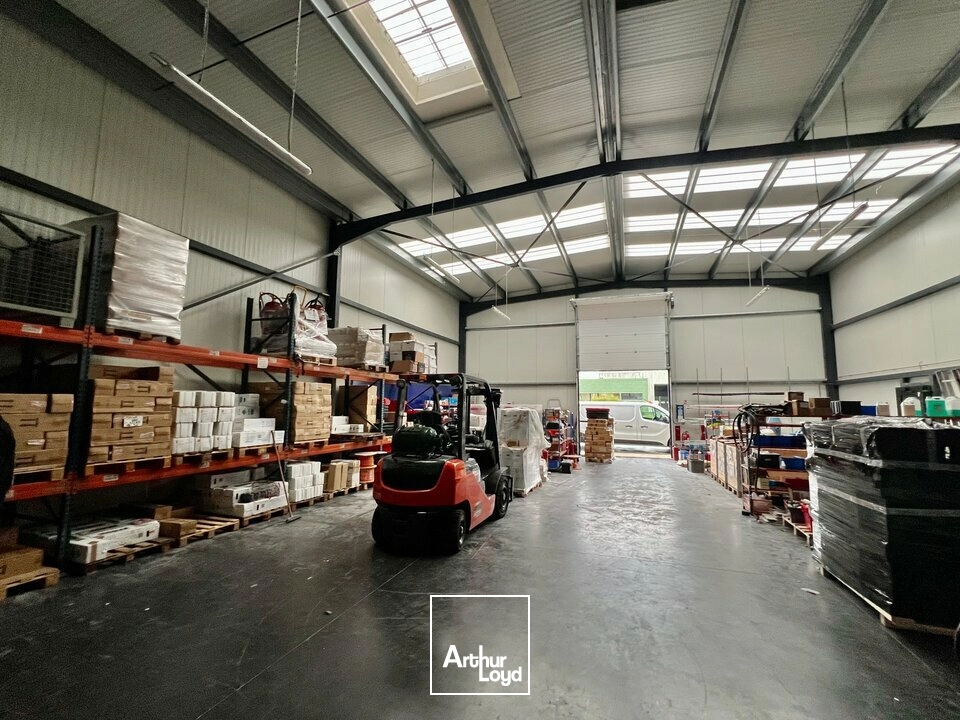 Locaux d'activité & Entrepôts - Vente - JARNAC - 16200 - 530-530 - 7732603