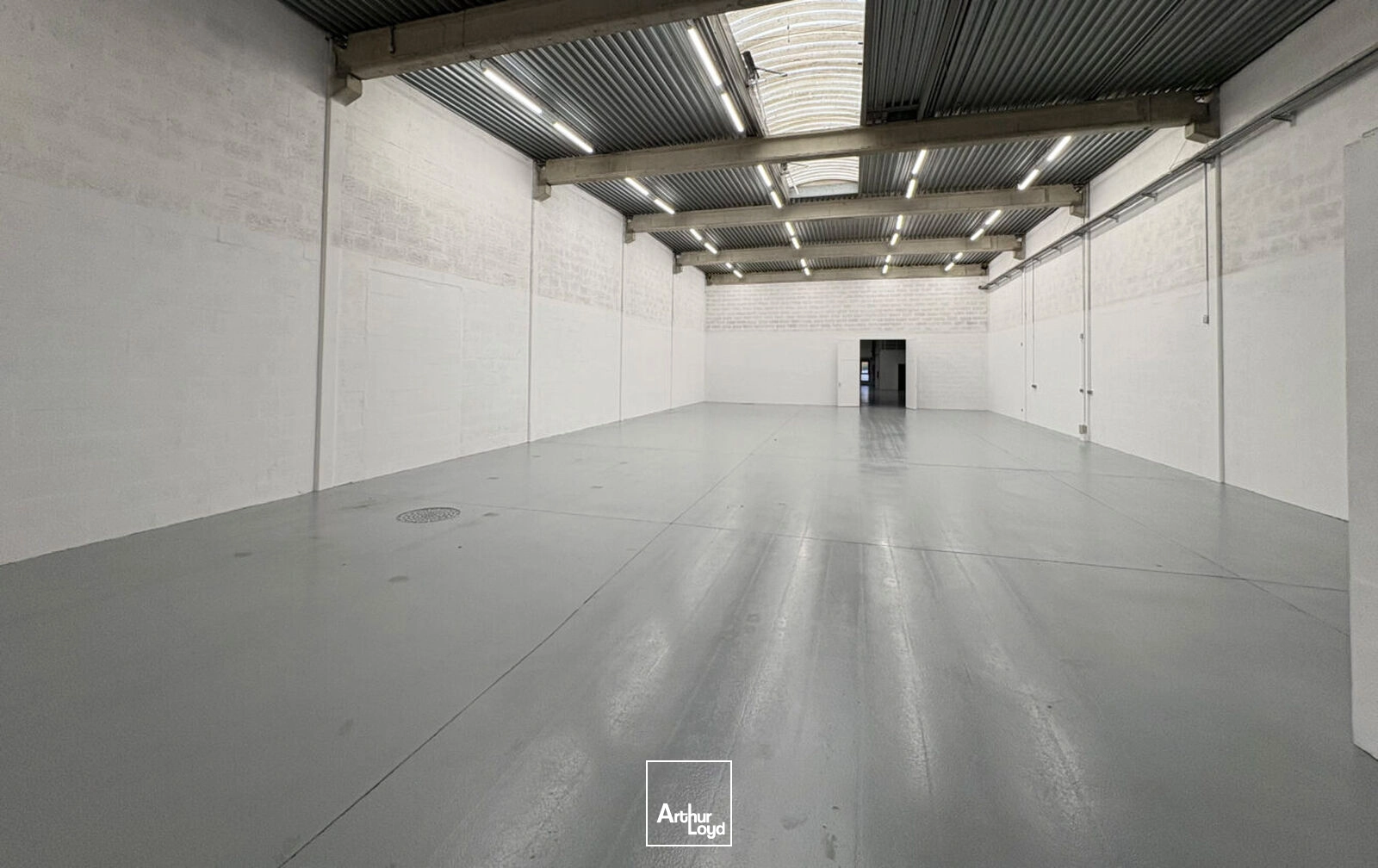 Locaux commerciaux - Location - ERAGNY - 95610 - 298-2301 - 7736785