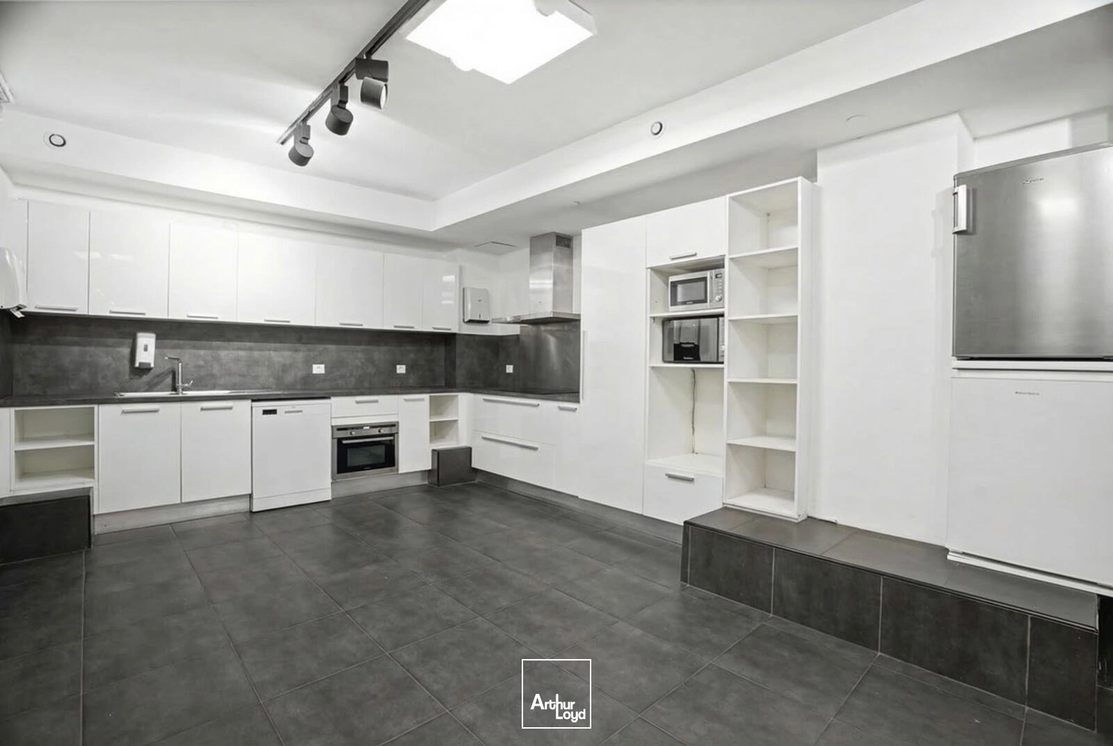 Bureaux - Coworking - PARIS - 75010 - 250-250 - 7744072