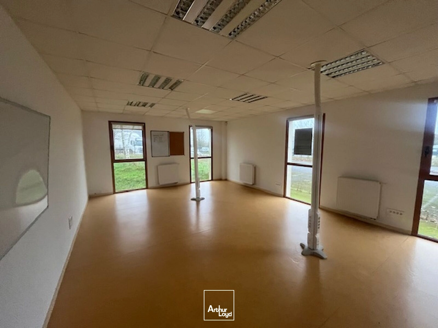 Bureaux - Location - SAINT EVARZEC - 29170 - 760-760 - 7752486