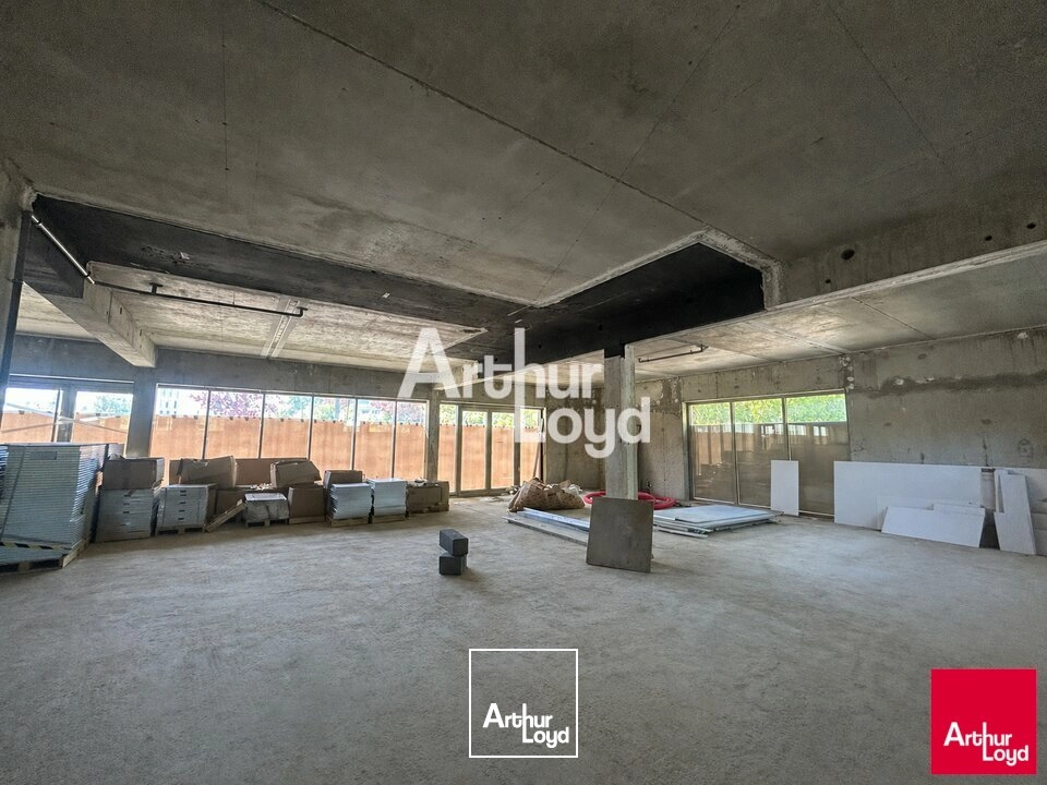 Locaux commerciaux - Vente - CESSON SEVIGNE - 35510 - 305-305 - 7758086