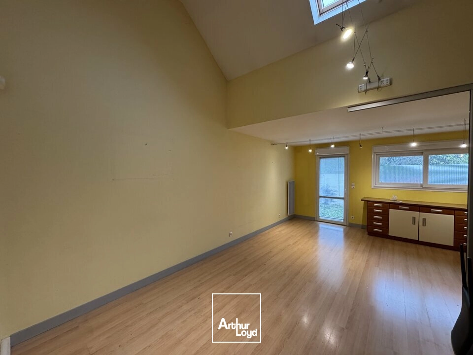 Bureaux - Vente - VOUVRAY - 37210 - 256-256 - 7758147