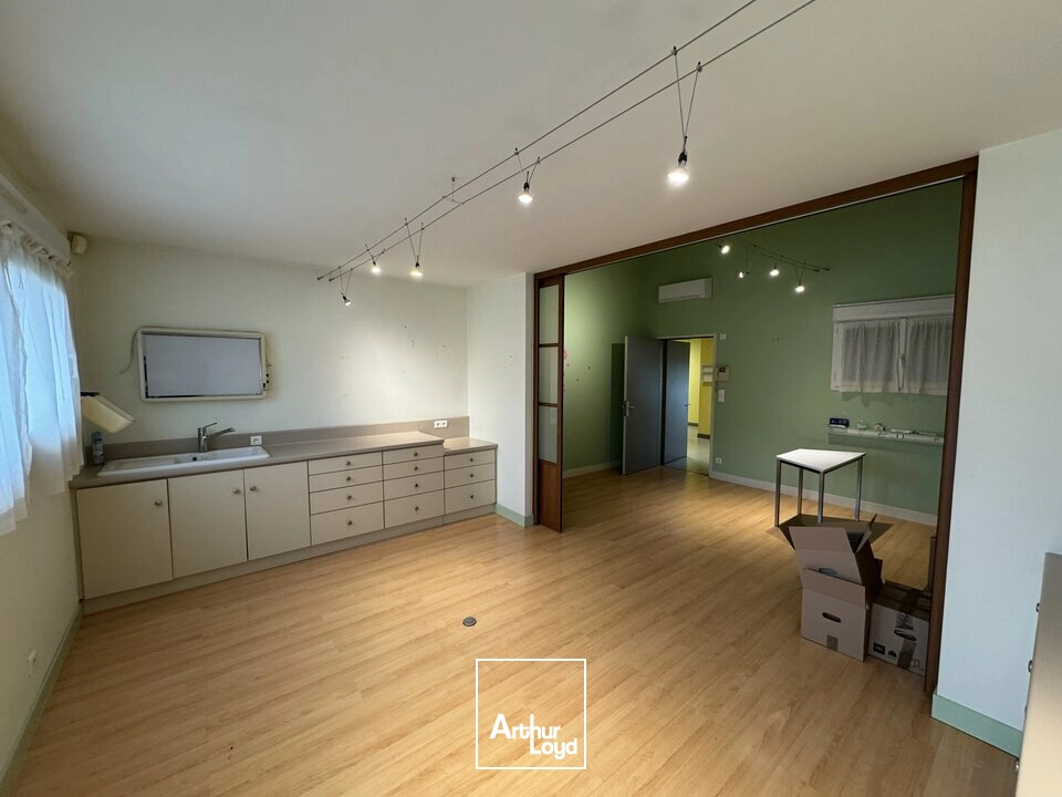 Bureaux - Vente - VOUVRAY - 37210 - 256-256 - 7758150