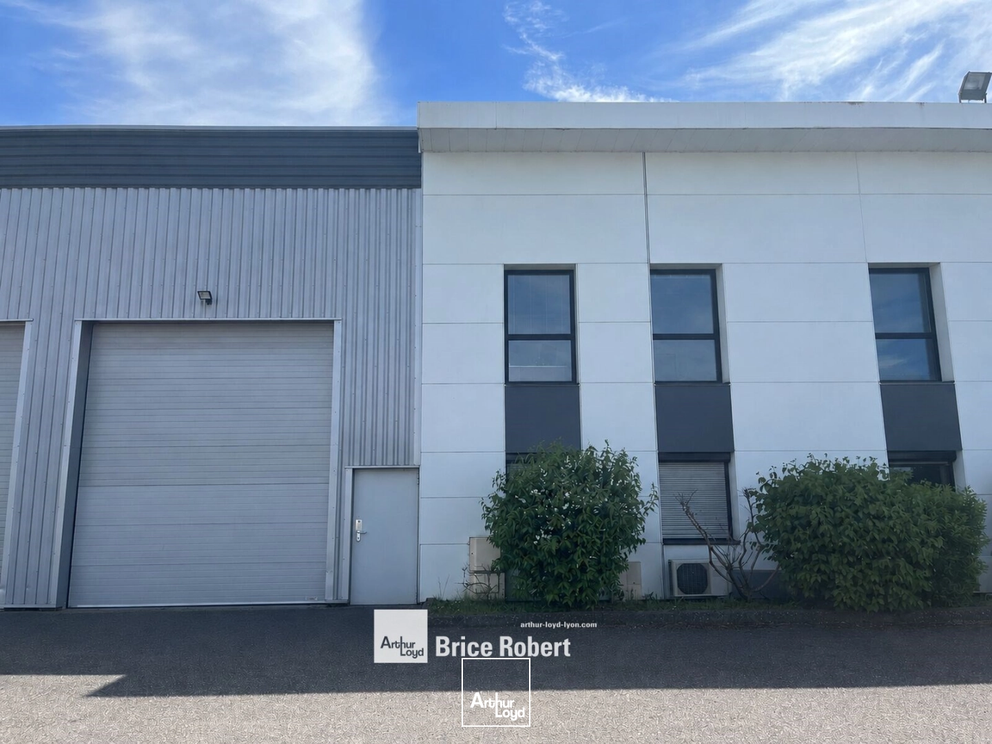 Locaux d'activité & Entrepôts - Location - SAINT PRIEST - 69800 - 340-340 - 7774487