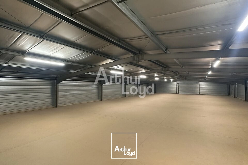 Locaux d'activité & Entrepôts - Location - PORTE-DE-SAVOIE - 73800 - 1500-1500 - 7779838
