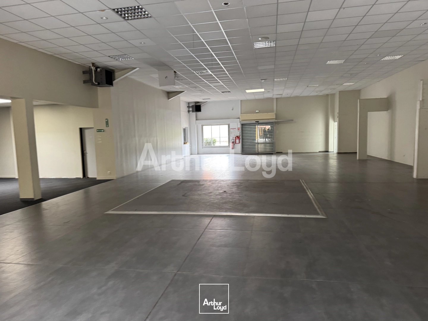 Locaux d'activité & Entrepôts - Location - LAMBERSART - 59130 - 4212-4212 - 7779931