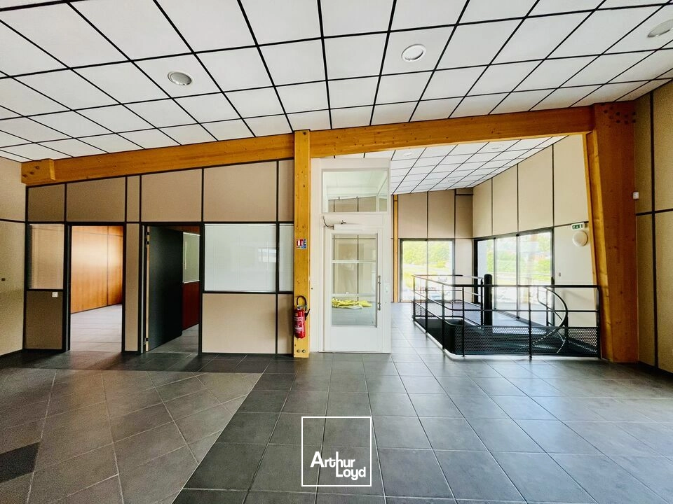 Locaux d'activité & Entrepôts - Location - TANCARVILLE - 76430 - 550-550 - 7799297