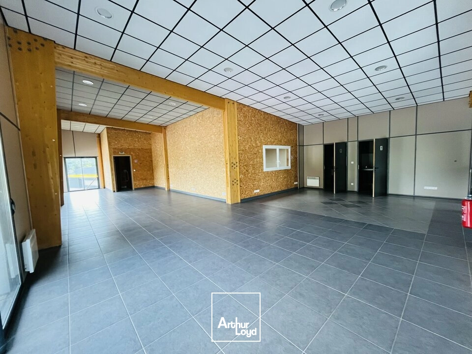 Locaux d'activité & Entrepôts - Location - TANCARVILLE - 76430 - 550-550 - 7799299