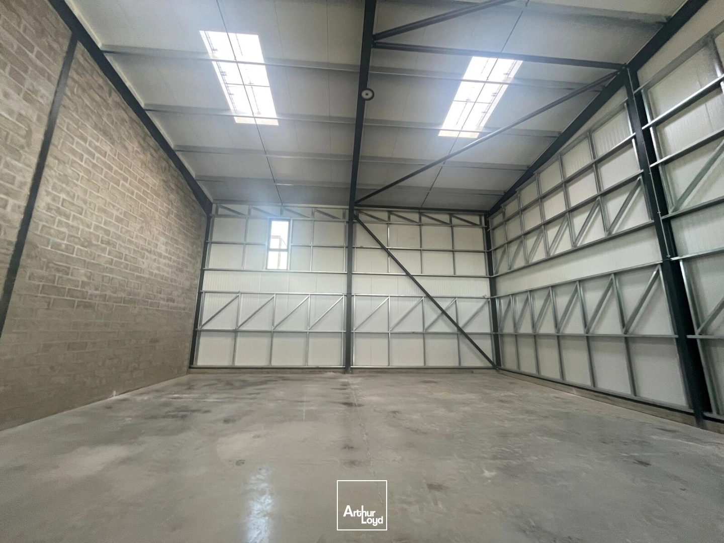 Locaux d'activité & Entrepôts - Vente - LABOISSIERE EN THELLE - 60570 - 750-750 - 7818232