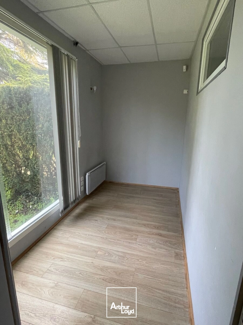 Locaux commerciaux - Location - VERNON - 27200 - 53-132 - 7822383