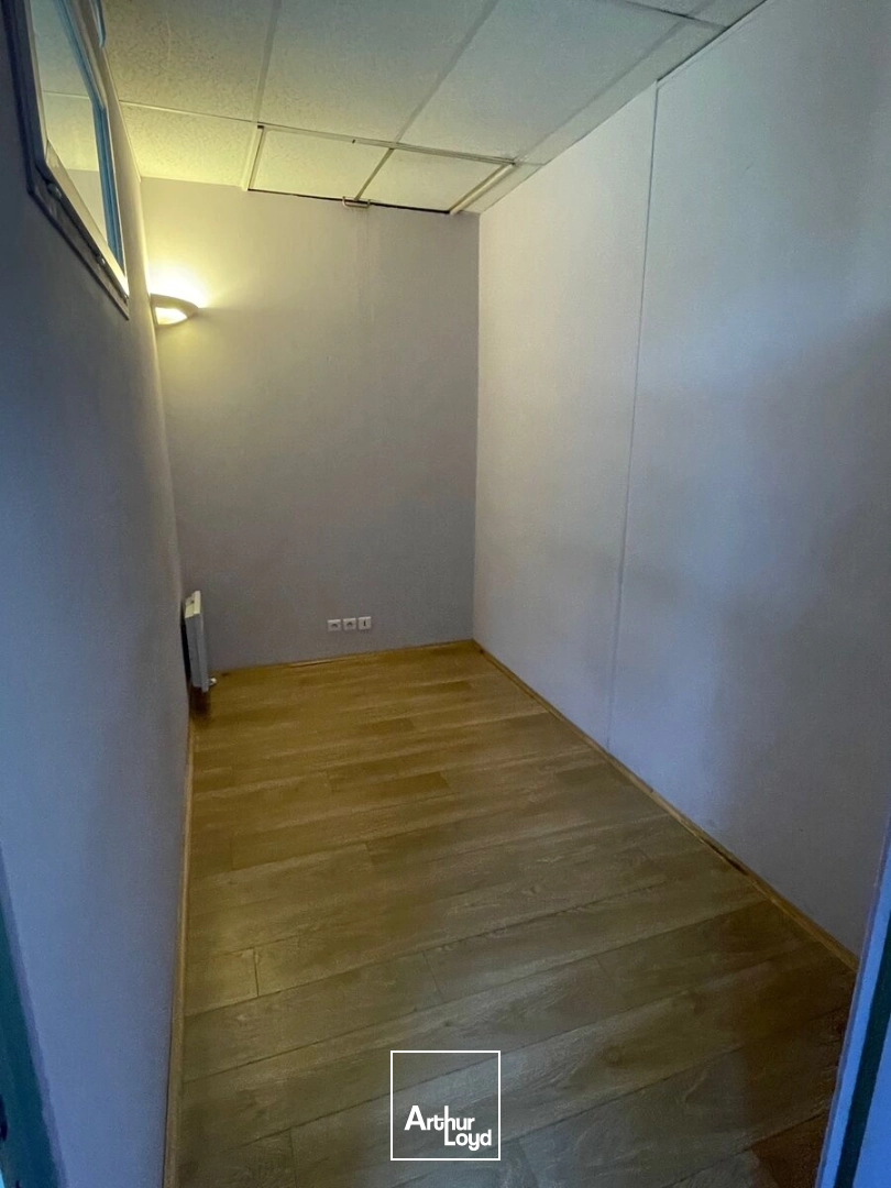 Locaux commerciaux - Location - VERNON - 27200 - 53-132 - 7822384