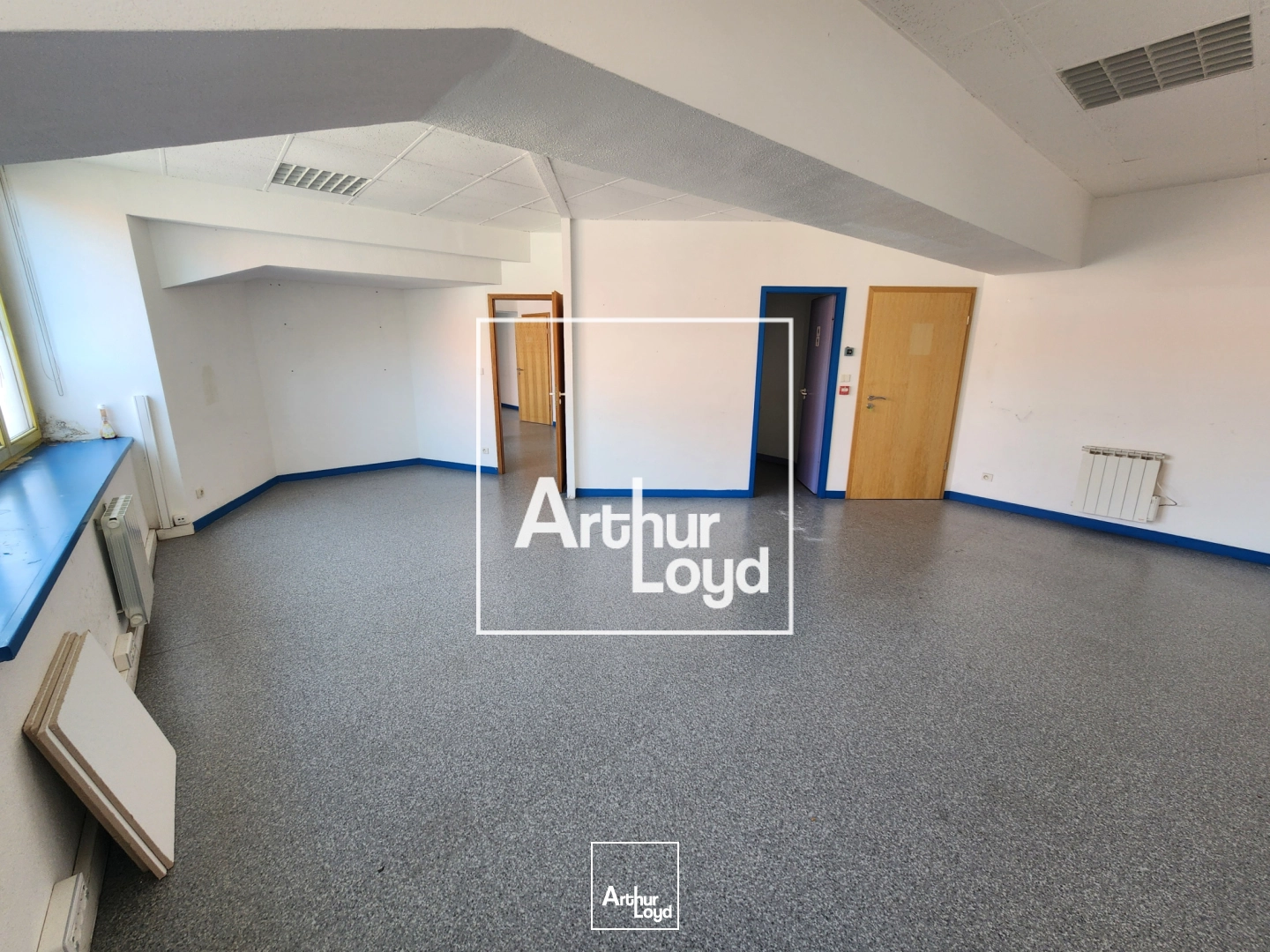 Bureaux - Vente - Belfort - 90000 - 182-182 - 7822612