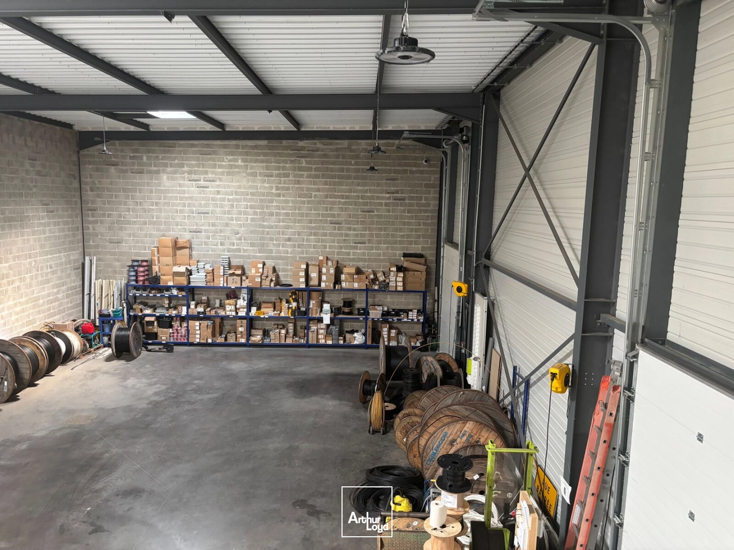 Locaux d'activité & Entrepôts - Location - BEAUVAIS - 60000 - 144-144 - 7823017