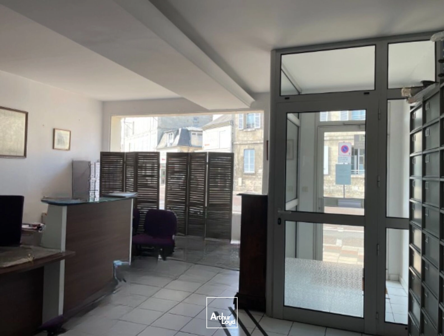Locaux commerciaux - Location - SOISSONS - 02200 - 61-61 - 7824552