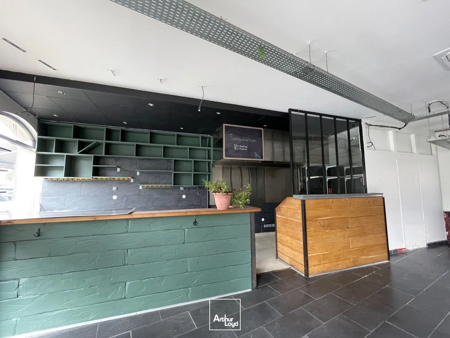 Locaux commerciaux - Location - SOISSONS - 02200 - 88-88 - 7824554